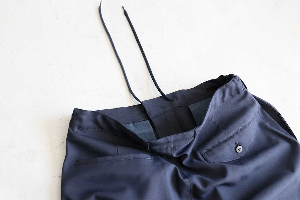 EVCON (���ӥ���) "1TUCK EASY WIDE SLACKS"