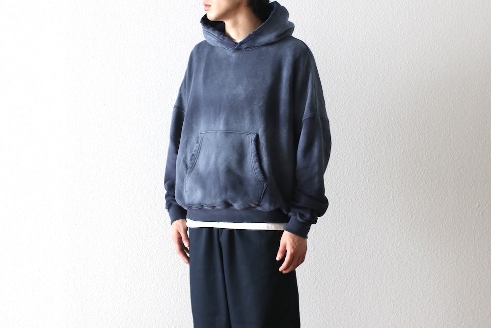 mooji mooji (ムージームージー) 