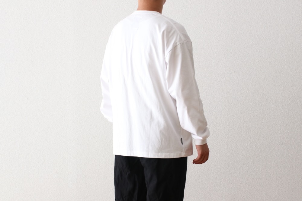 S.F.C(ե) "NEW BASIC LS TEE"