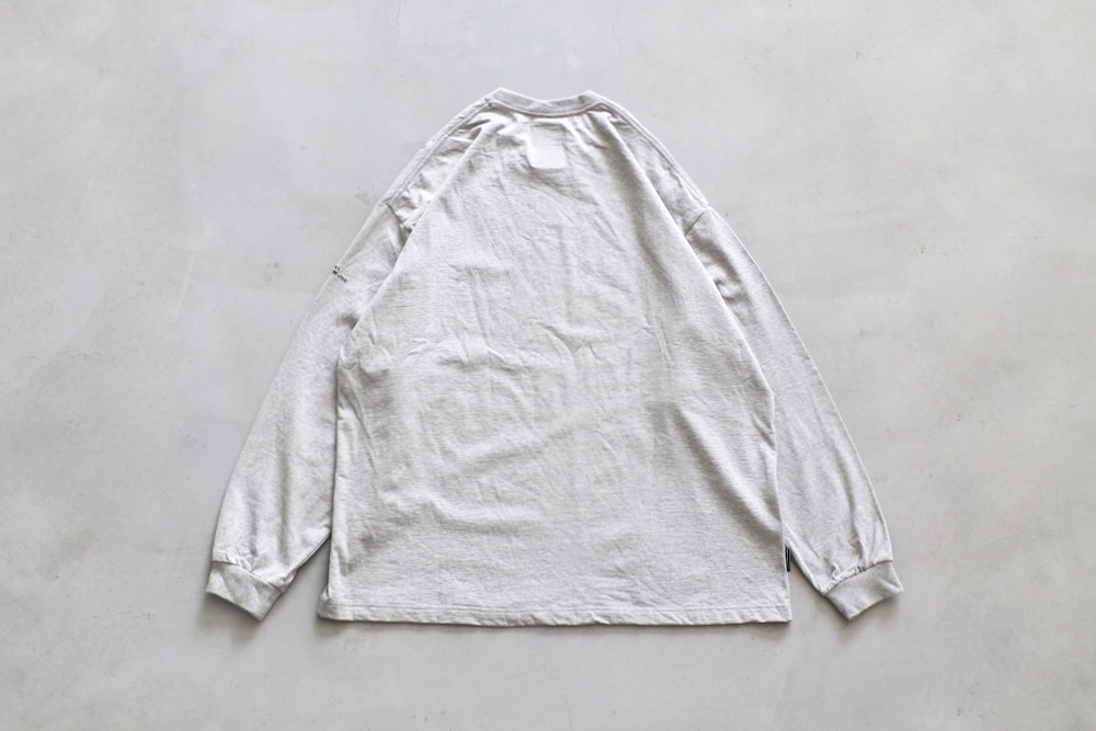 S.F.C(ե) "NEW BASIC LS TEE"