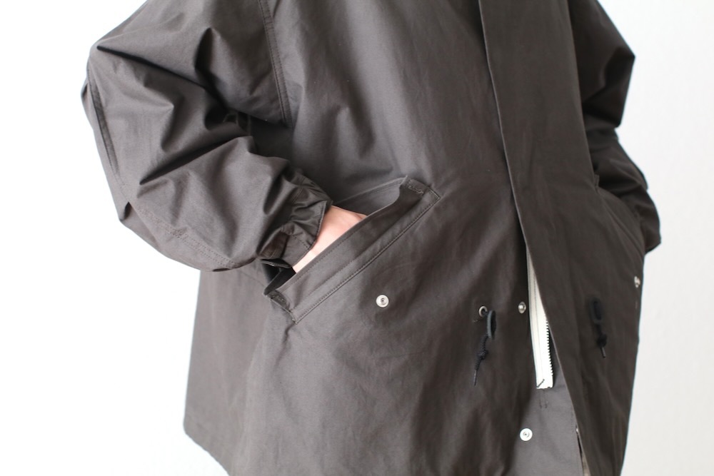 MADNESS (�ޥåɥͥ�) "MADNESS CROPPED 65 WIND JACKET"