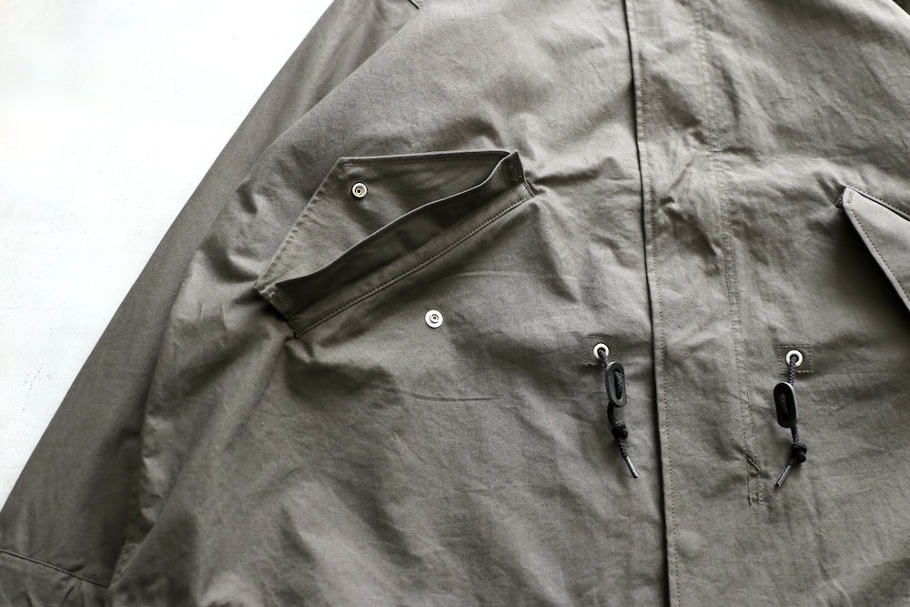 MADNESS (�ޥåɥͥ�) "MADNESS CROPPED 65 WIND JACKET"