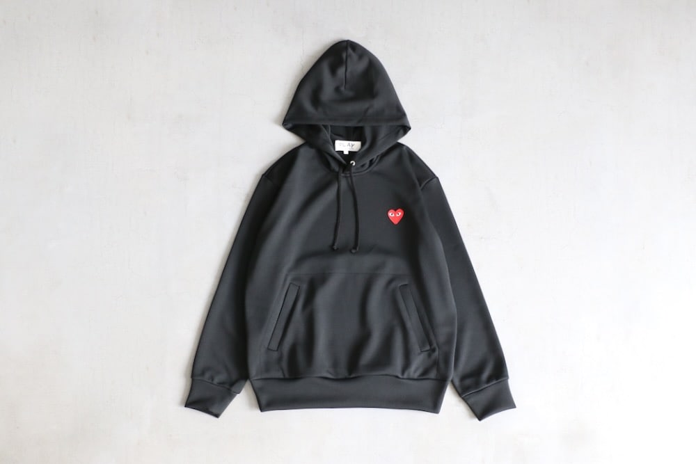 【PLAY COMME des GARÇONS】Pullover hoodie PLAY COMME des GARCONS(プレイ コム デ ギャルソン) 