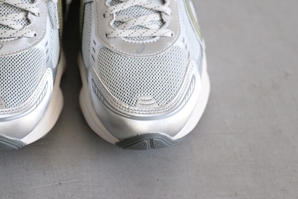 ASICS (å) "GEL-KINETIC FLUENT"