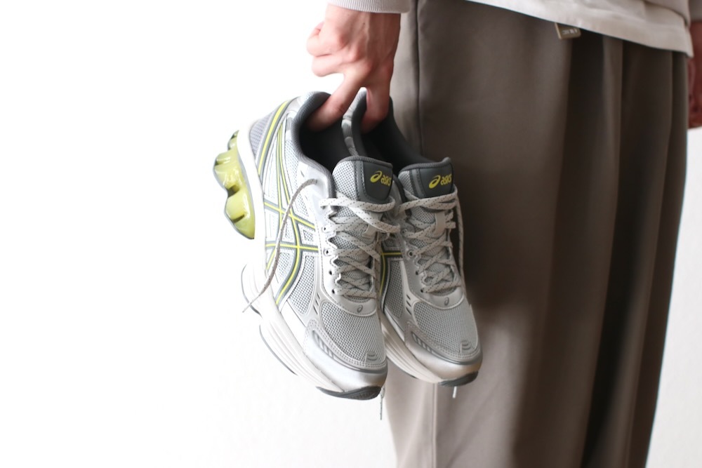 [20%OFF] ASICS (�����å���) "GEL-KINETIC FLUENT"