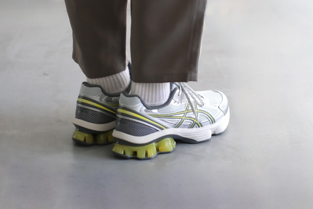 [20%OFF] ASICS (�����å���) "GEL-KINETIC FLUENT"
