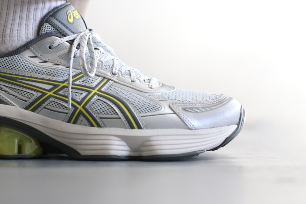 [20%OFF] ASICS (�����å���) "GEL-KINETIC FLUENT"