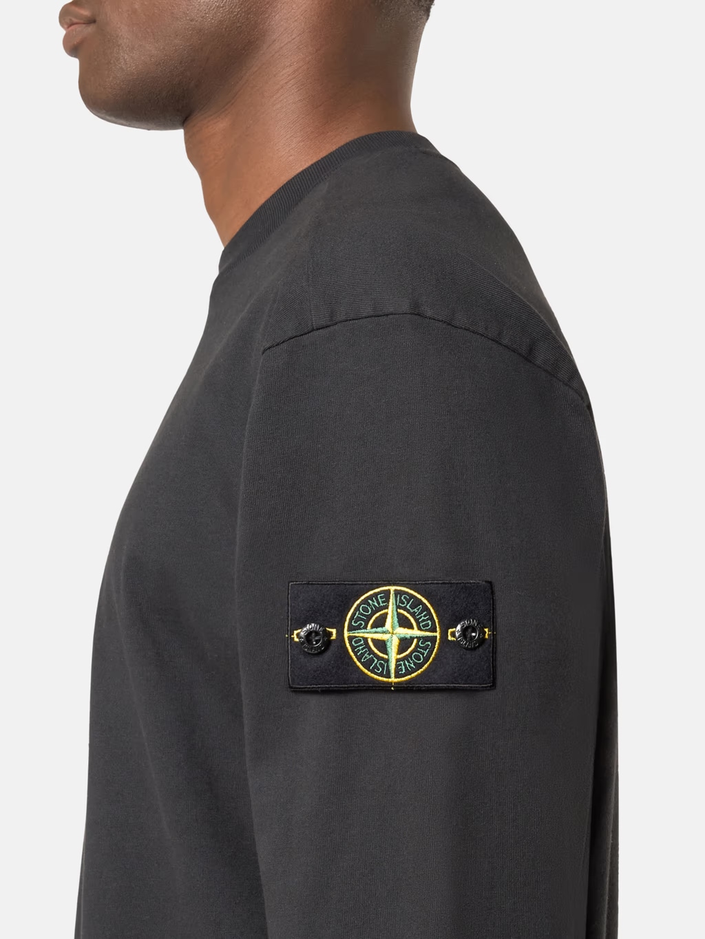 【関税送料込み】STONE クルーネックスウェットシャツ STONE ISLAND(ストーンアイランド )
