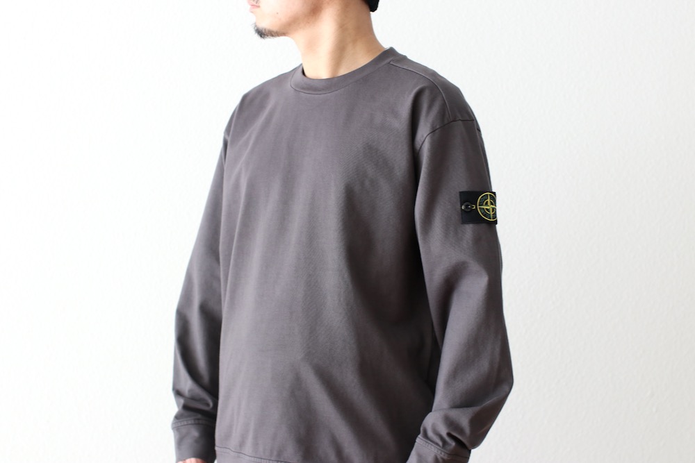 ☆送料関税込☆STONE クルーネック スウェットシャツ☆ STONE ISLAND(ストーンアイランド )