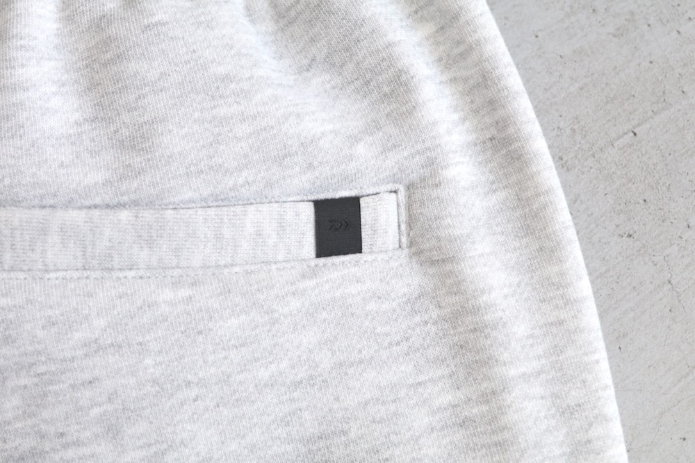 DAIWA PIER39( ԥƥʥ) "TECH SWEAT PANTS"