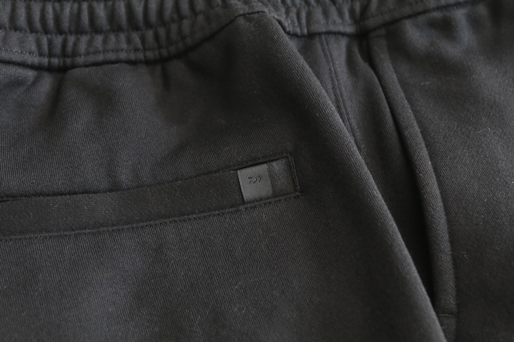 DAIWA PIER39( ԥƥʥ) "TECH SWEAT PANTS"