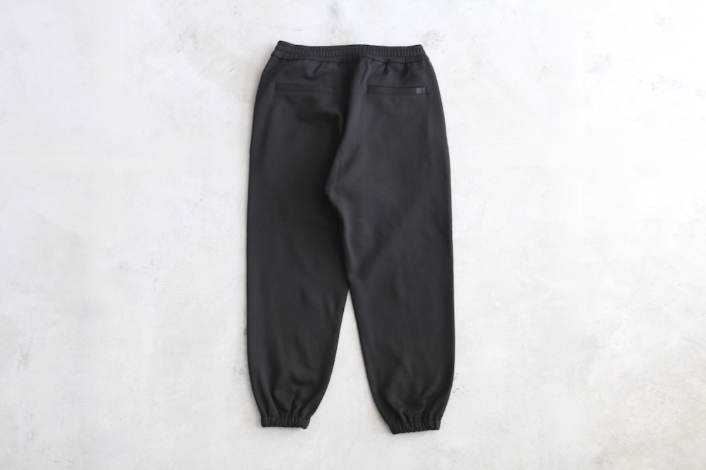 DAIWA PIER39( ԥƥʥ) "TECH SWEAT PANTS"