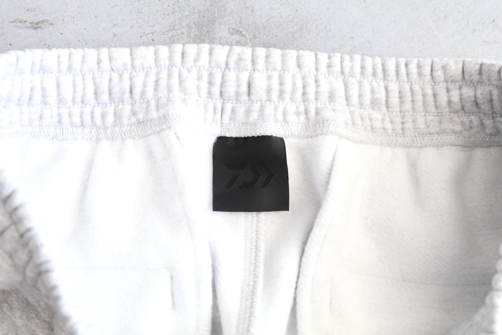 DAIWA PIER39( ԥƥʥ) "TECH SWEAT PANTS"
