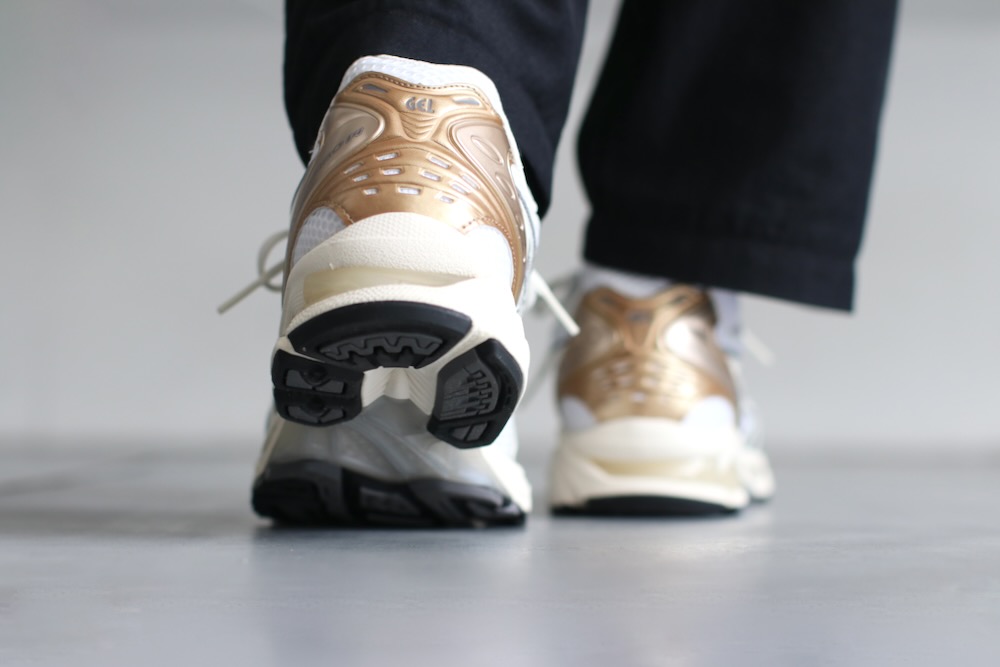 unisexASICS (å) "GEL-KAYANO 14 WHITE/CREAM"