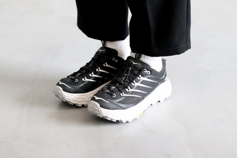 HOKA ONE ONE (ホカ オネ オネ) 