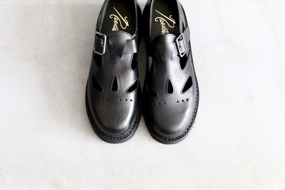 Needles(�ˡ��ɥ륺) "Papillon Emb. Strapped Oxford"