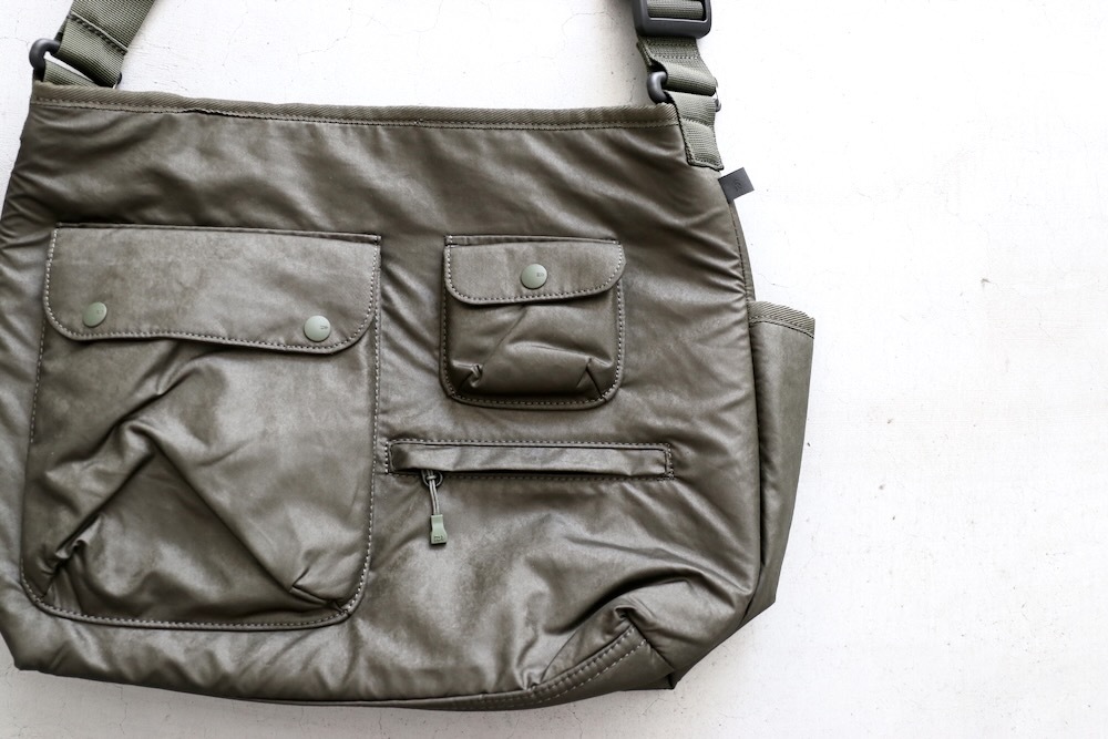 DAIWA PIER39( ԥƥʥ) "TECH REVERSIBLE ONE SHOULDER BAG"