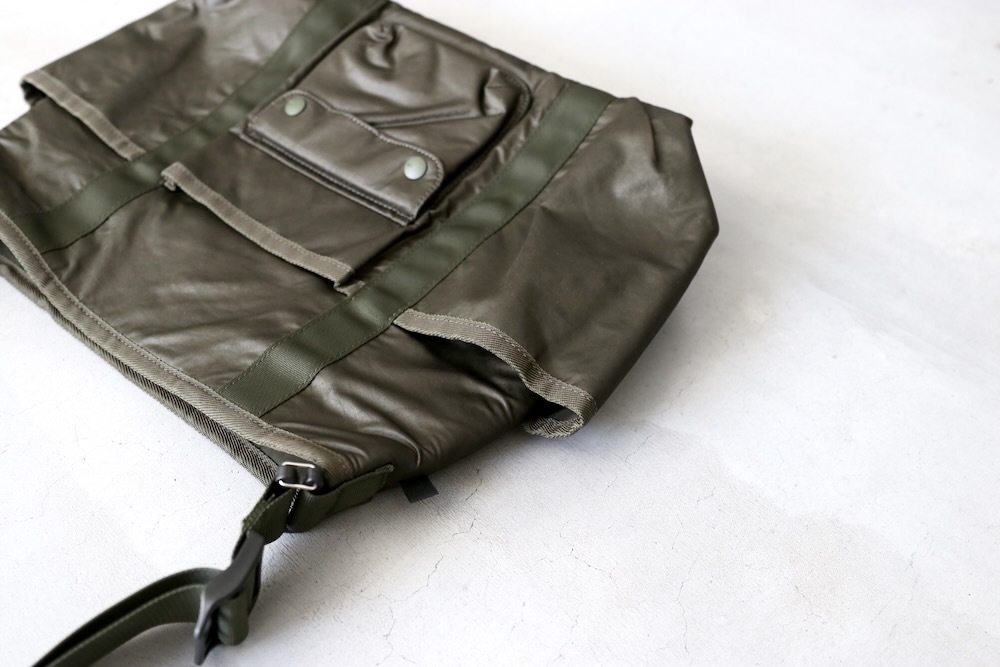 DAIWA PIER39( ԥƥʥ) "TECH REVERSIBLE ONE SHOULDER BAG"