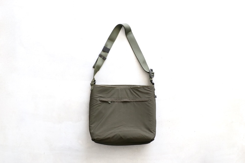 DAIWA PIER39( ԥƥʥ) "TECH REVERSIBLE ONE SHOULDER BAG"
