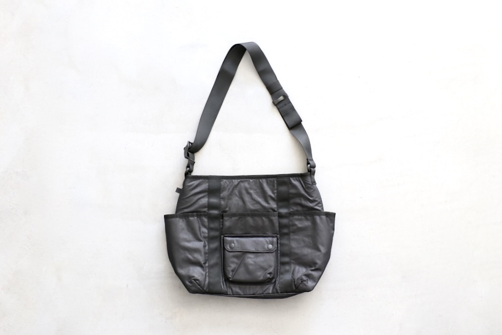 DAIWA PIER39( ԥƥʥ) "TECH REVERSIBLE ONE SHOULDER BAG"