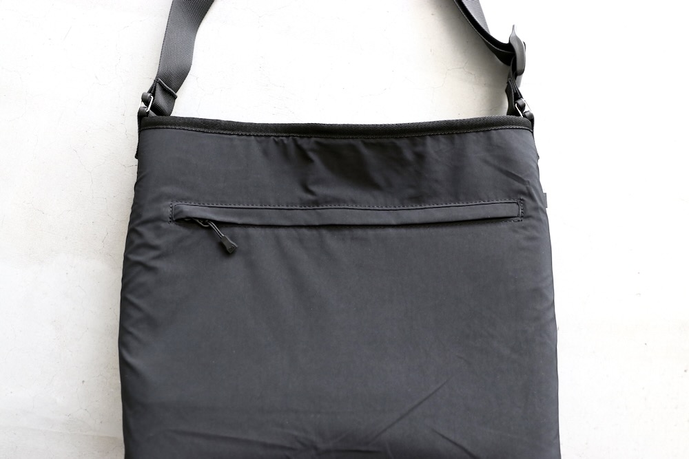 DAIWA PIER39( ԥƥʥ) "TECH REVERSIBLE ONE SHOULDER BAG"