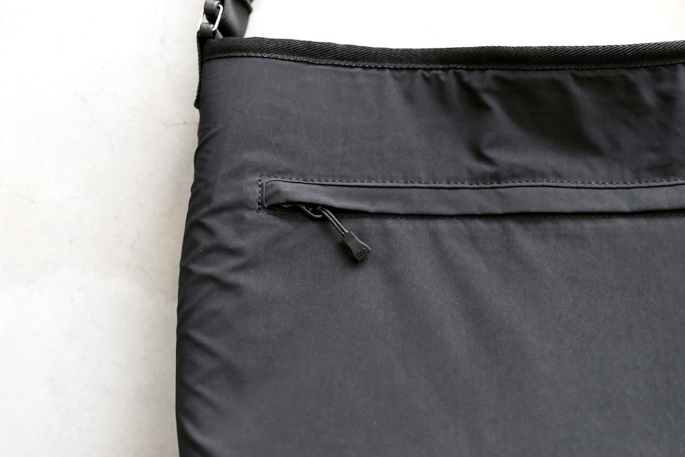 DAIWA PIER39( ԥƥʥ) "TECH REVERSIBLE ONE SHOULDER BAG"