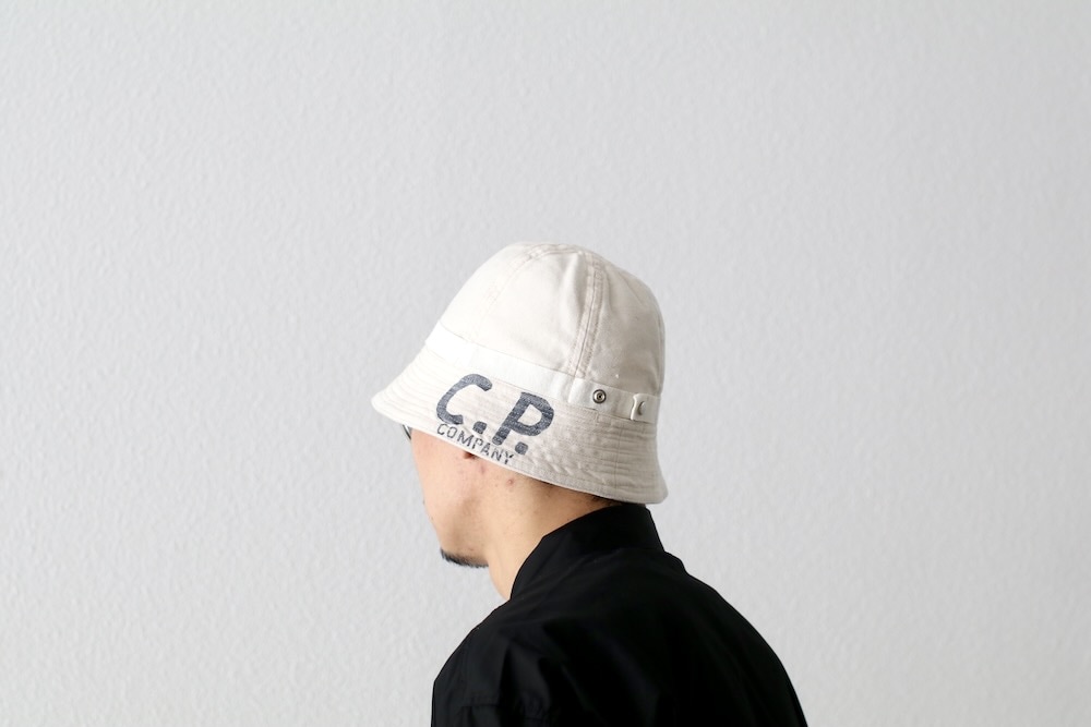 C.P. Company (ԡѥˡ) "BULL ASSI BUCKET HAT"