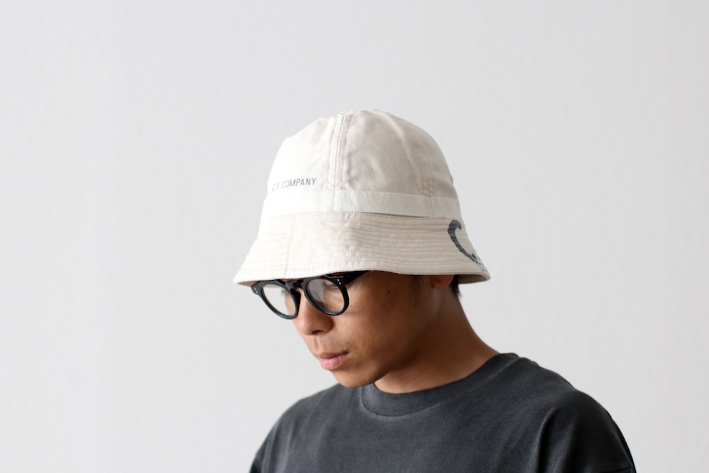 C.P. Company (ԡѥˡ) "BULL ASSI BUCKET HAT"