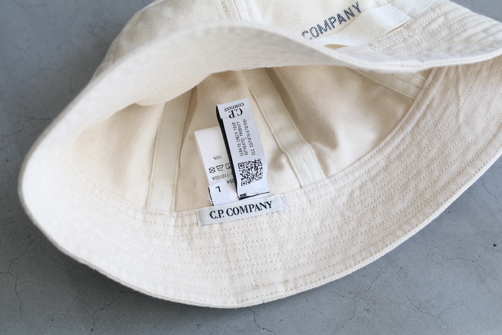 C.P. Company (ԡѥˡ) "BULL ASSI BUCKET HAT"