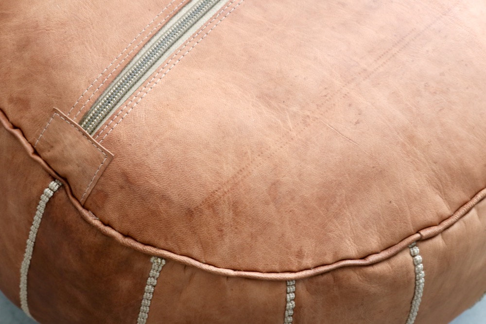 LIGHT YEARS(ライト イヤーズ)