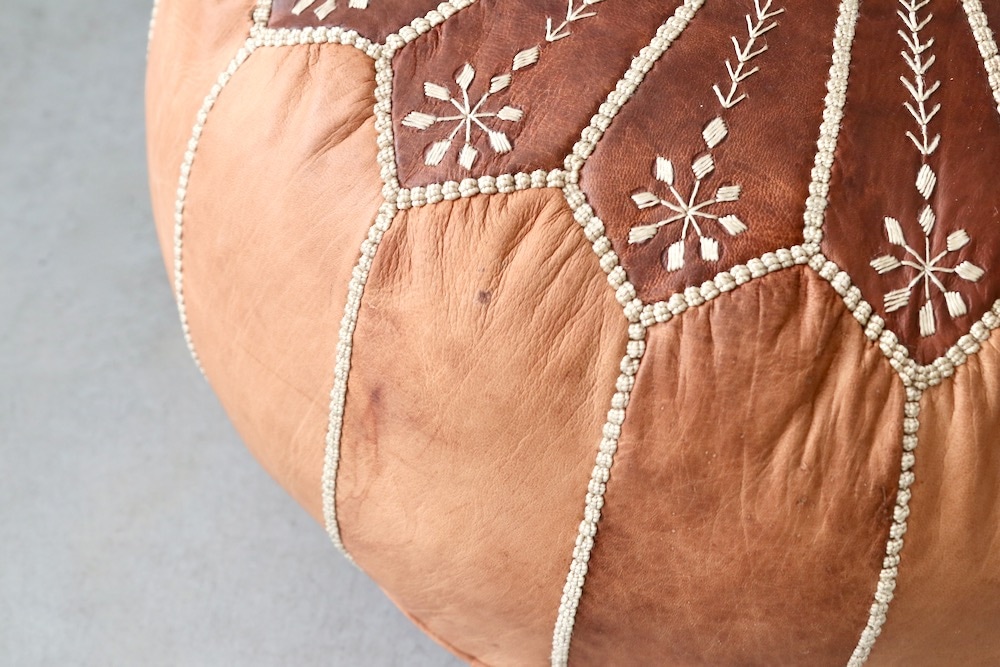 LIGHT YEARS(ライト イヤーズ)