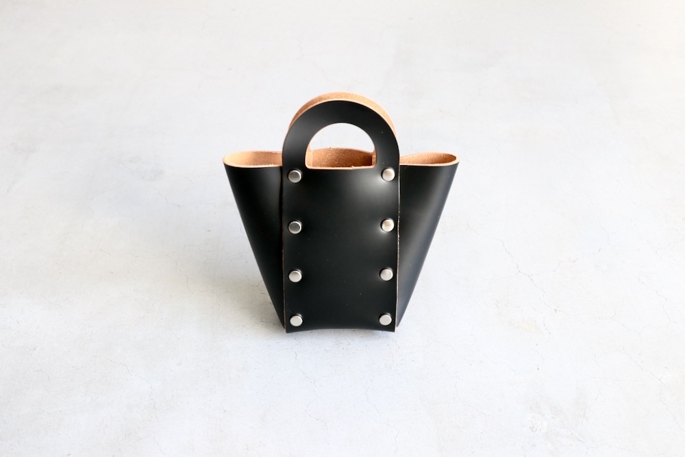HenderScheme (���������������) "assemble daikei hand bag S"