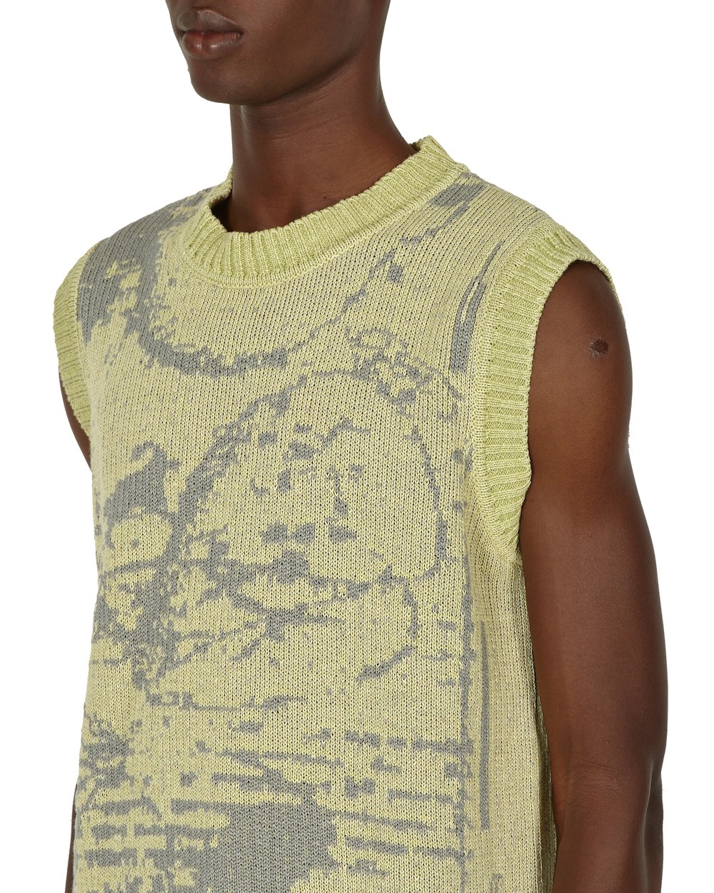 ROA (����) "Elk Vest"