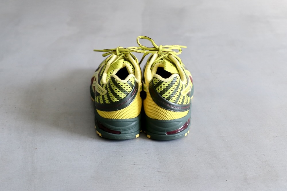 limitedASICS (å) "UB9-S GEL-DS TRAINER 14 DARK MUSTARD / TRUFFLE GREY"