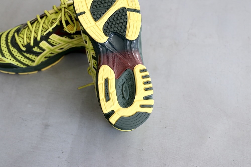 limitedASICS (å) "UB9-S GEL-DS TRAINER 14 DARK MUSTARD / TRUFFLE GREY"