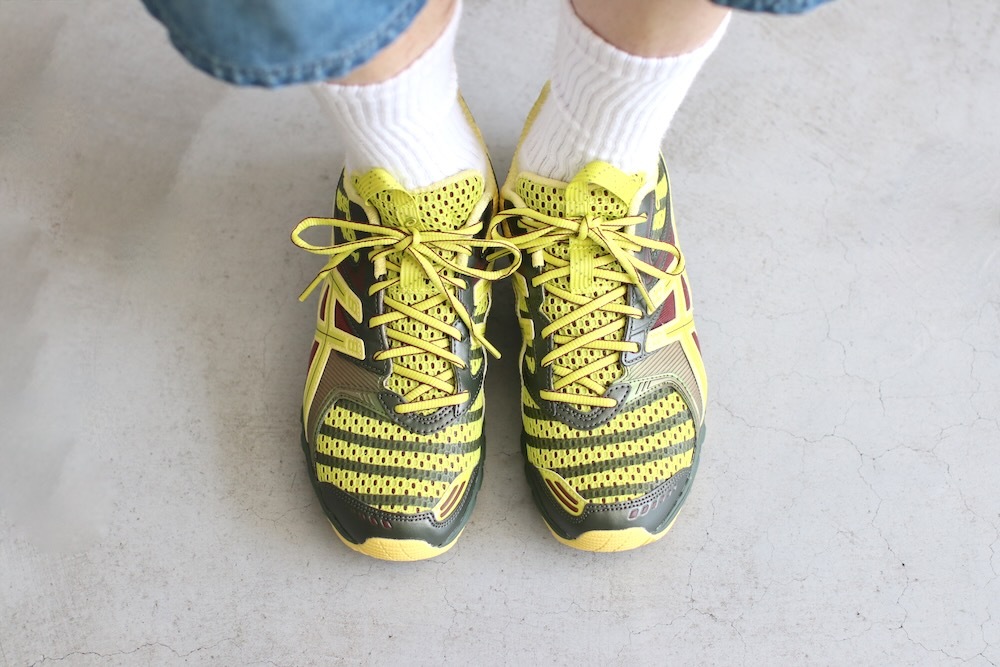 limitedASICS (å) "UB9-S GEL-DS TRAINER 14 DARK MUSTARD / TRUFFLE GREY"