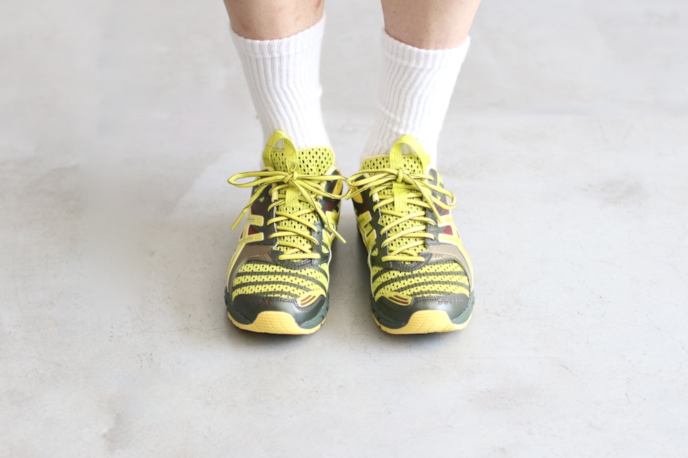 limitedASICS (å) "UB9-S GEL-DS TRAINER 14 DARK MUSTARD / TRUFFLE GREY"