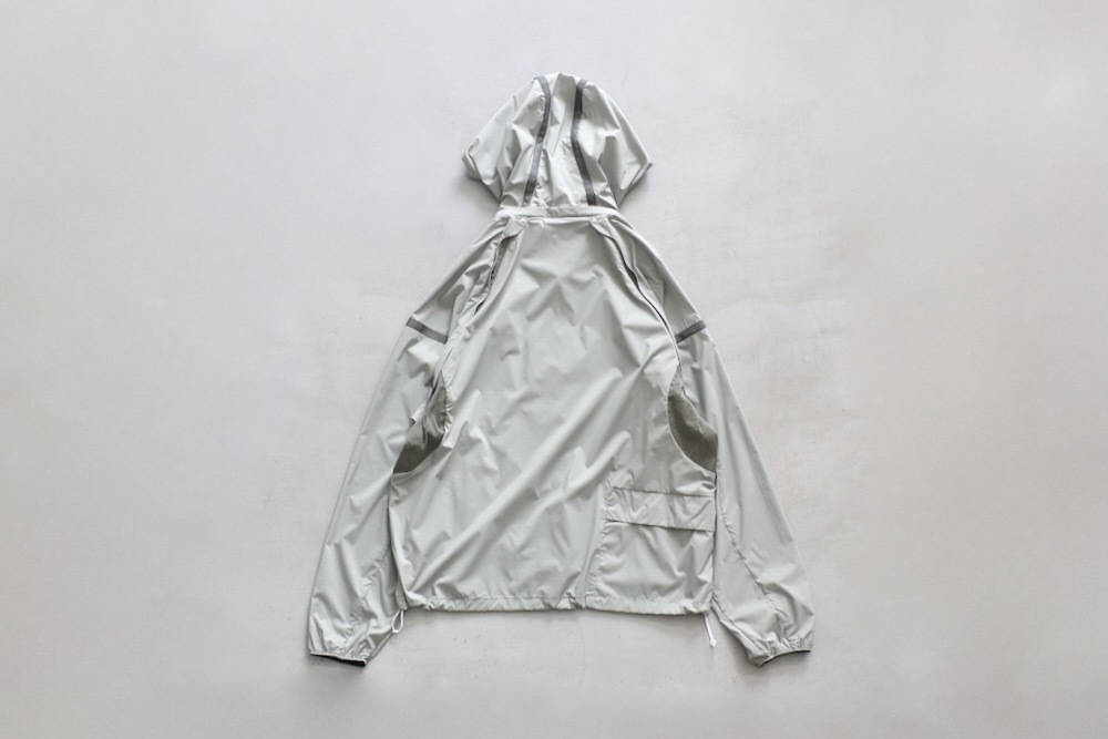 F/CE.(ե) "STOWABLE TRANSFORM JACKET"