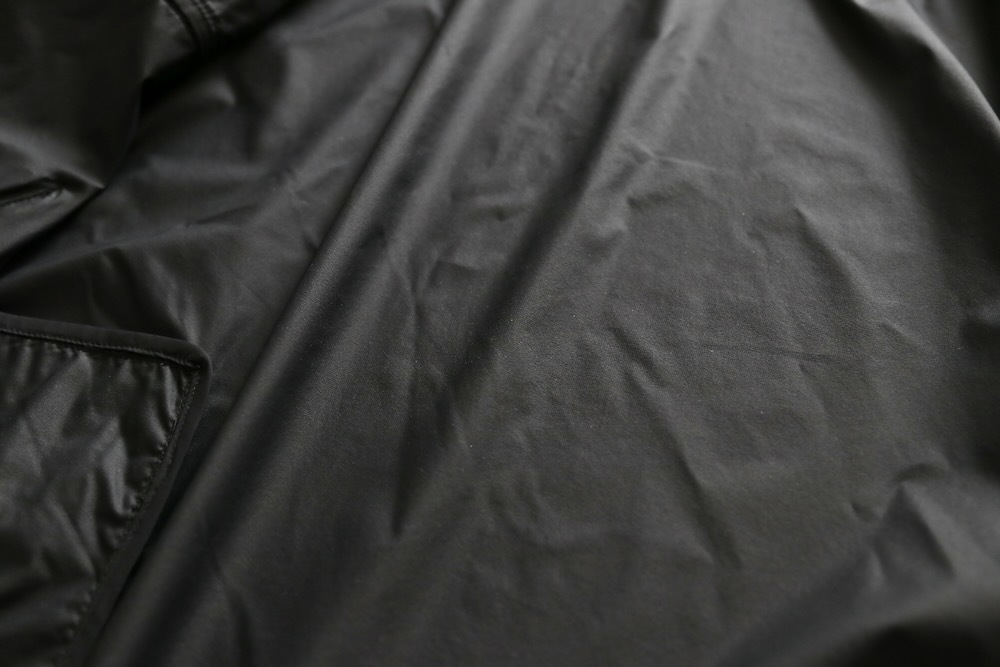 F/CE.(ե) "STOWABLE TRANSFORM JACKET"