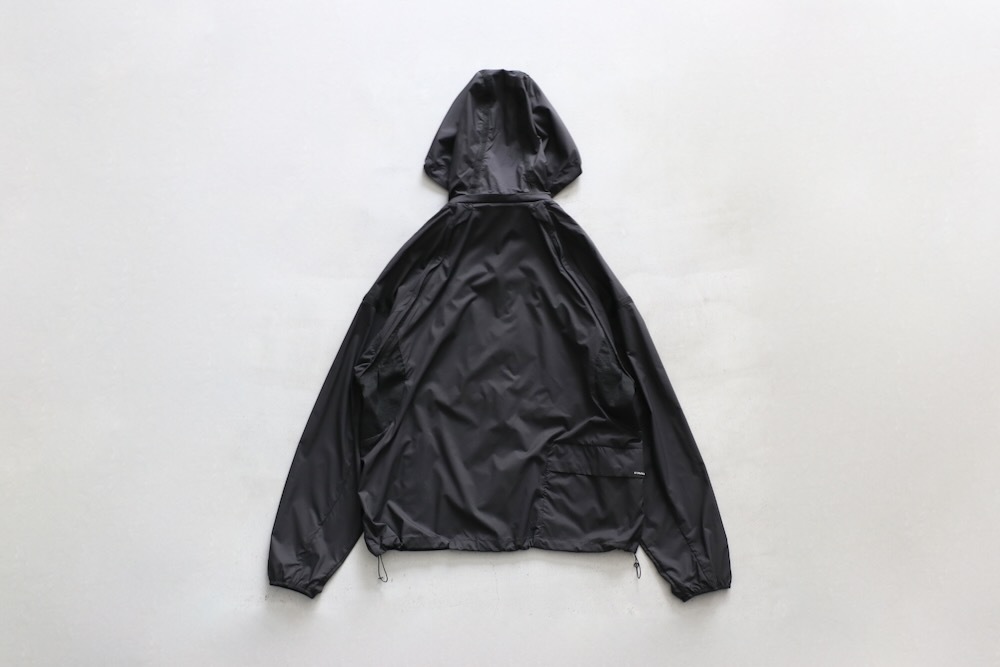 F/CE.(ե) "STOWABLE TRANSFORM JACKET"