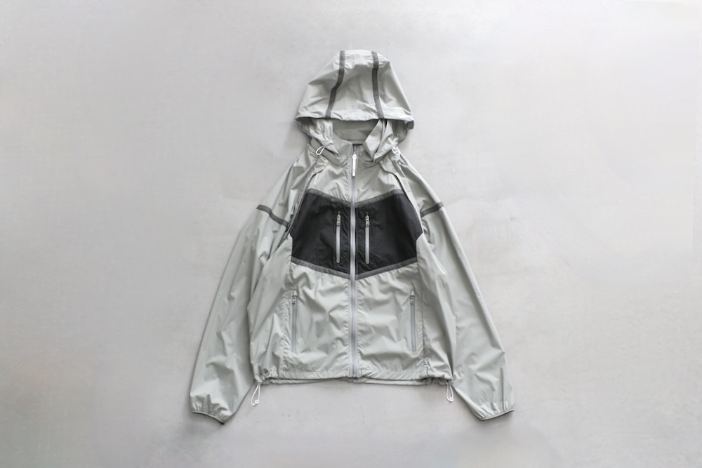 F/CE.(ե) "STOWABLE TRANSFORM JACKET"