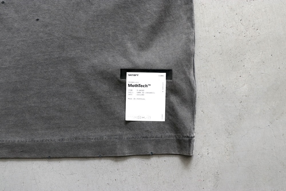 SATISFY(���ƥ����ե���) "MothTech T-Shirt"