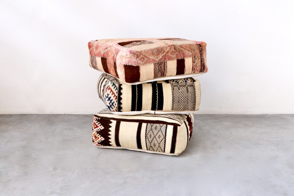 LIGHT YEARS(ライト イヤーズ)