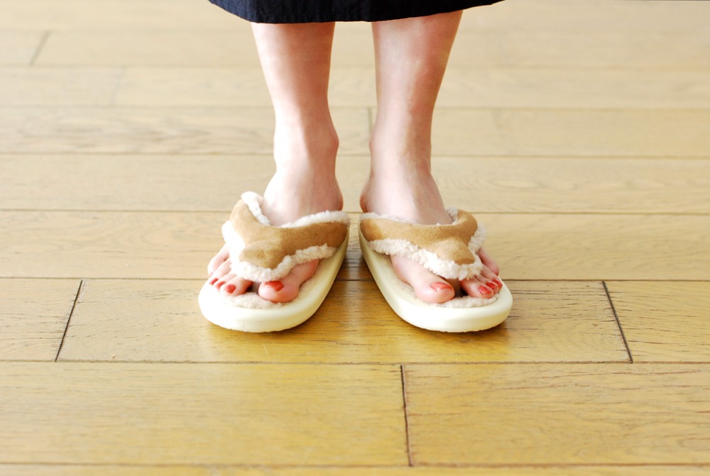 ��WOMEN'S��OJOJO NAITO(�����祸�� �ʥ��ȡ�)"MOUTON SANDAL"