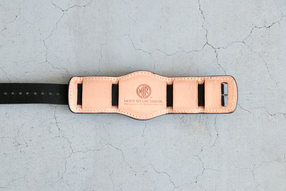 ��limited��MOUT RECON TAILOR(�ޥ��ȥ꡼����ơ��顼) "N.W.C �� LOWERCASE �� MOUT WATCH"
