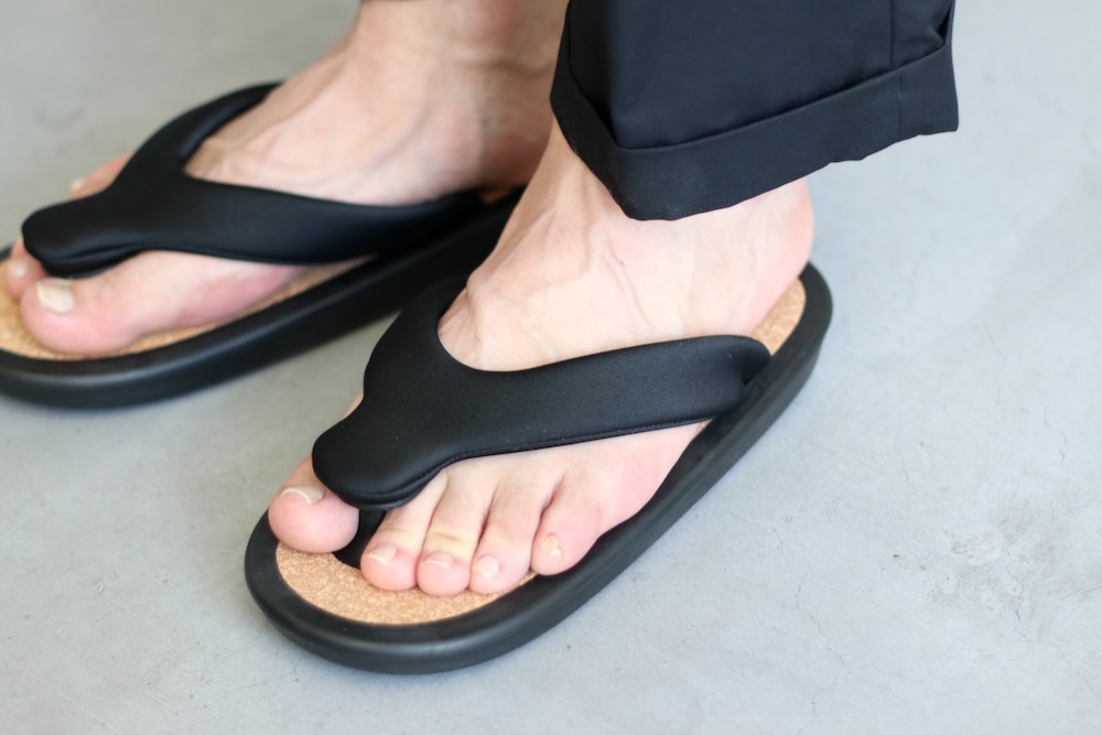 JoJo(祸) "BEACH SANDAL BLACK"