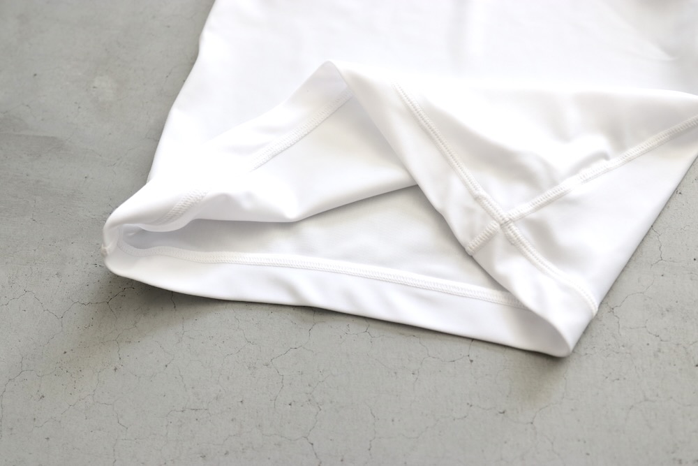 KIDSHELLY HANSEN (إ꡼ϥ󥻥) "S/S Half-zip Rashguard"