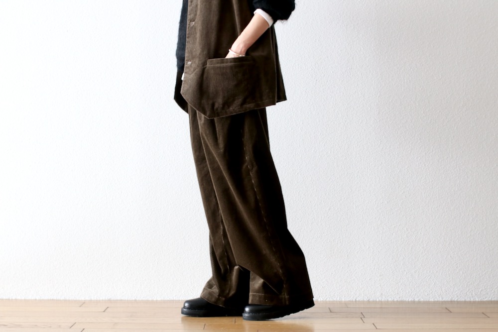 WOMEN'S】TOUJOURS（トゥジュー）“2 In-pleat Baggy Pants -COTTON
