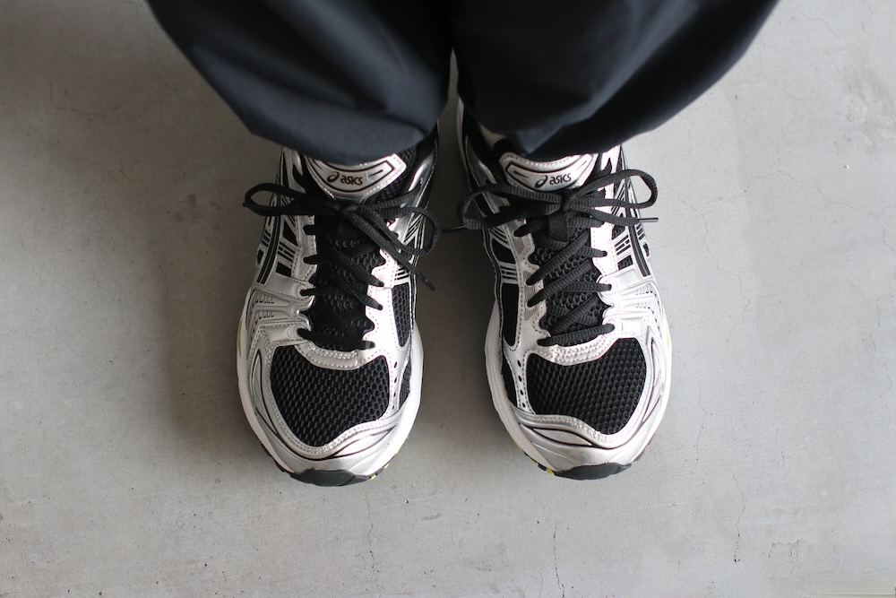 ASICS (å) "GEL-KAYANO 14 BLACK / LEMON SPARK"