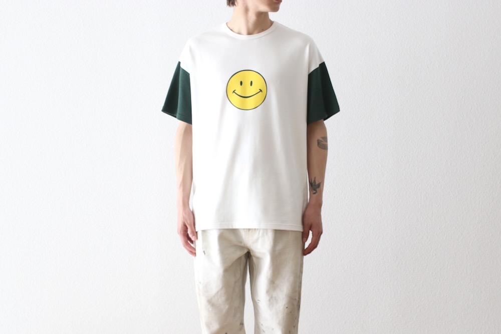 [20% > 30%OFF] Sasquatchfabrix.(��������å��ե��֥�å���) "SMILE 2TONE T-SHIRT"